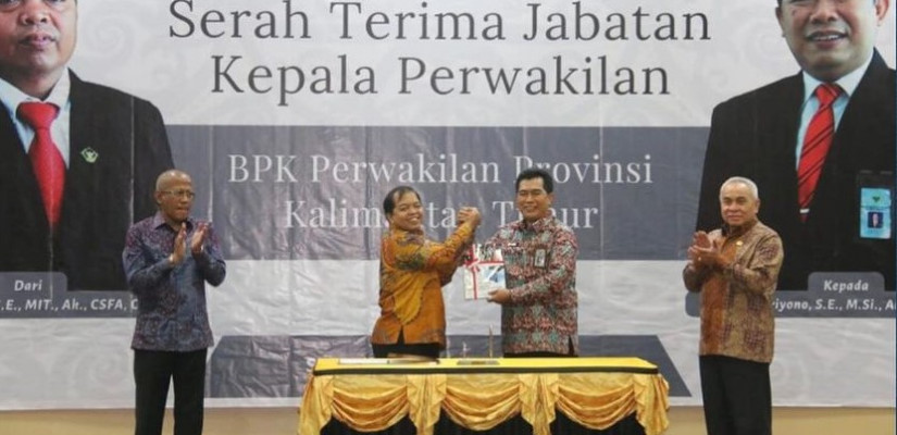 Proses Serah Terima Jabatan Kepala BPK-RI Perwakilan Kalimantan Timur yang digelar di Auditorium BPK RI Perwakilan Kaltim.