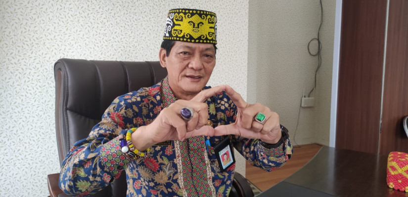 Kepala Dinas Perpustakaan dan kearsipan Kabupaten Kutai Timur Dr, Ayub SE, M.SI.