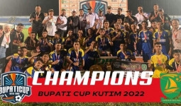 Sandaran FC Keluar Sebagai Juara, Ardiansyah Sulaiman Secara Resmi Tutup Turnamen Bupati CUP 2022