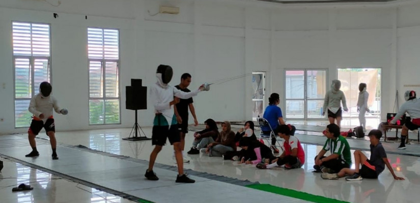 Sejumlah atlet dari Cabang Olahraga (Cabor) Anggar di Kutai Kartanegara (Kukar) telah melakukan persiapan.