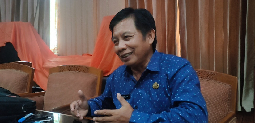 Kepala Dinas Tenaga Kerja dan Transmigras, Sudirman Latif.