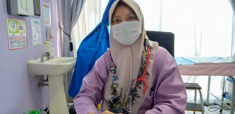 Dokter Spesialis Anak RSUD Taman Husada Bontang dr Arlita Eka Putri Vivin Puspitasari, Sp.A saat ditemui di ruang kerjanya.