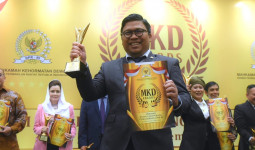 Irwan Satu-Satunya Anggota DPR Dapil Kaltim dapat MKD Award
