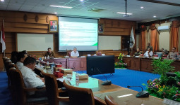 Upah Tidak Sesuai UMK, Serikat Pekerja Borneo Mengadu ke DPRD Kutim