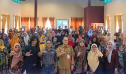 Peningkatan Kompetensi Bahasa dan Sastra Daerah: Pelatihan Guru Utama Revitalisasi Bahasa Melayu Kutai