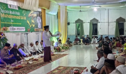 Ardiansyah Isi Tausiah di Masjid Jami Darussalam Muara Bengkal