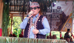 Bupati Mahakam Ulu Resmikan Pagelaran Seni Budaya Hudoq Pekayang 2023