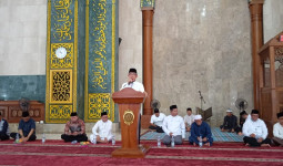 Kehadiran Warga Muslim di Maulid Nabi di Masjid Agung, Selalu Mendapatkan Keberkahan