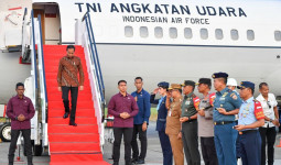 Kunker ke Kaltim, Presiden Jokowi Disambut Pj Gubernur Akmal Malik