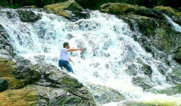 Air Terjun Doyam Turu Liang Batulis Lempesu, Wisata Alam yang Menyimpan Sejarah Kerajaan Sadurengas