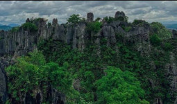 Bukit Sembinai di Batu Sopang, Rekomendasi Wisata Alam Untuk Pendaki