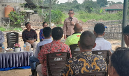 Ardiansyah Lakukan Semenisasi Fondasi Pembangunan Gereja HKI Sangatta