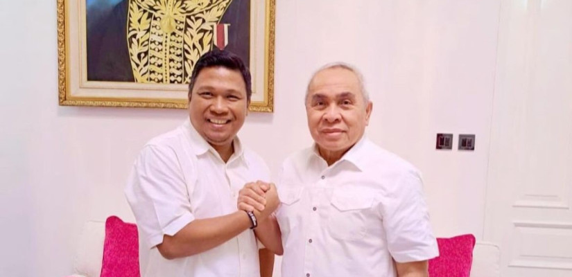 Ketua DPD Demokrat Kaltim, Irwan bersama dengan Bakal Calon Gubernur Kaltim, Isran Noor.