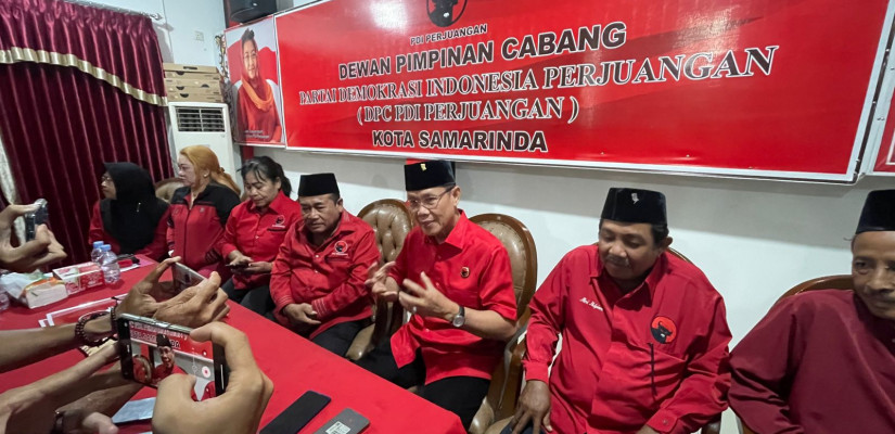 Rusmadi Daftar Penjaringan Sebagai Bakal Calon Wali Kota Samarinda di PDIP