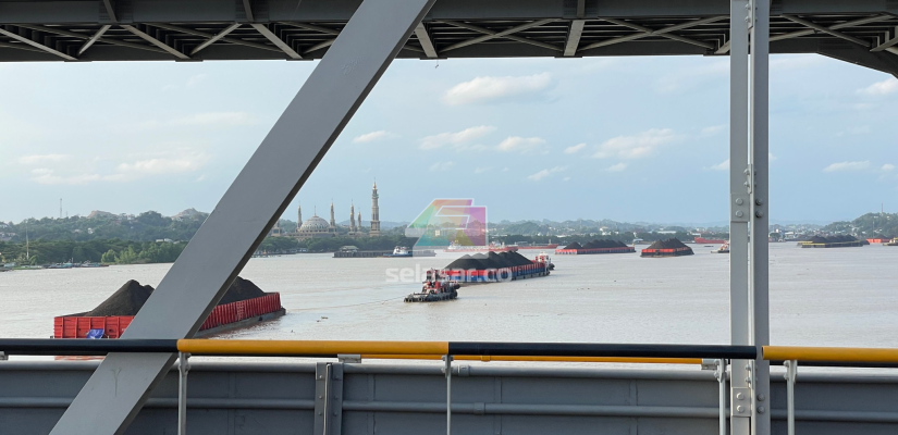 Suasana Sungai Mahakam. (Selasar/yoghy)