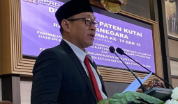 Dilantik Sebagai Ketua DPRD, Junaidi Nyatakan Komitmennya Akomodasi Aspirasi Masyarakat