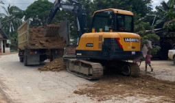 Peningkatan infrastruktur Jalan Rapak Lambur-Senoni Terus Dikebut