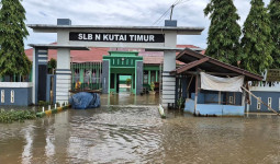 Sejumlah Sekolah Terendam Banjir, Pelajar di Kutim Diliburkan