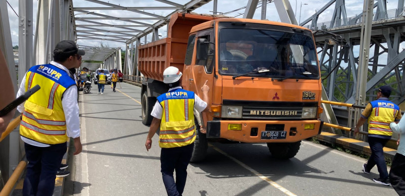 Usia 39 Tahun, Ditabrak 22 Kali, Kondisi Jembatan Mahakam Masih Baik