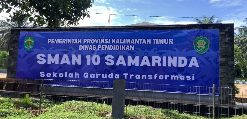 Biaya Seragam dan Penjahit di SMAN 10 Kebijakan Manajemen Sekolah yang Lama