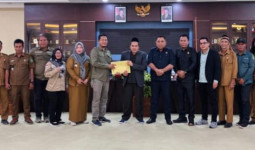 DPRD Kukar dan APDESI Loa Kulu Bahas Soal Pemerataan Angggaran Infrastruktur