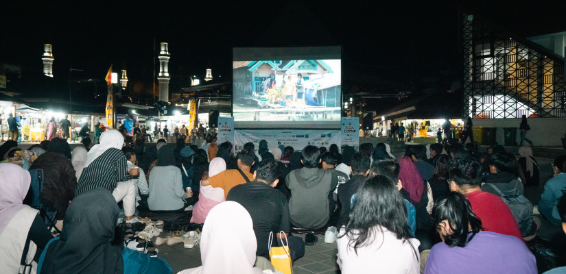 Layar Tancap Terapung Hidupkan Tiga Danau di Kaltim dengan Film dan Budaya