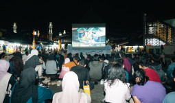 Layar Tancap Terapung Hidupkan Tiga Danau di Kaltim dengan Film dan Budaya