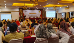 Tingkatkan Kemampuan Guru SD dengan Literasi dan Numerasi