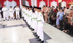 Bupati Kukar Kukuhkan 43 Anggota Paskibraka 2025