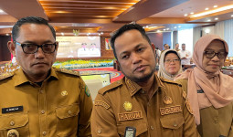 Ditanya Soal Dugaan Intimidasi Pejabat Pemprov ke Mahasiswa, Rudy-Seno Kompak Tak Mau Jawab