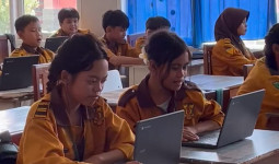 Bantuan BOS Meringankan Beban Orang Tua Siswa di Kukar