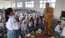 Diskominfo Kaltim Dorong Literasi Digital di Kalangan Pelajar, Ajak Siswa SMAN 3 Samarinda Melek Medsos