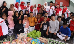 Ketua TP PKK Kukar Bagikan Bantuan untuk Anak SLB