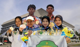 Mahasiswa Unmul Raih 8 Medali di POMNAS XIX, Rektor: ini Bukti Unmul Unggul di Akademik dan Non-Akademik