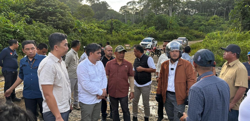 Wagub Kaltim Seno Aji Targetkan Jalan Poros Tering–Ujoh Bilang Sepanjang 140 KM Rampung 2027