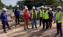 Infrastruktur Tenggarong: Warga Masih Menunggu Perbaikan