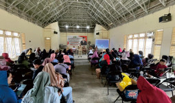 DPRD Kaltim Gelar Sosialisasi Perda Ketahanan Keluarga di Tenggarong Seberang