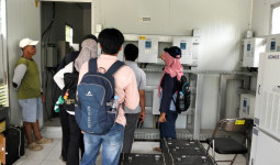 PLTS Komunal Tersambar Petir, Desa Pulau Miang Kutim Gelap Gulita Selama 15 Hari