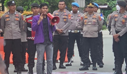 Mahasiswa Unikarta Tuntut Reformasi Polri Dipercepat