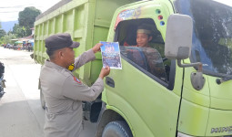 Ops Keselamatan Mahakam 2026, Polsek Kaliorang Edukasi Pengendara soal Tertib Lalu Lintas
