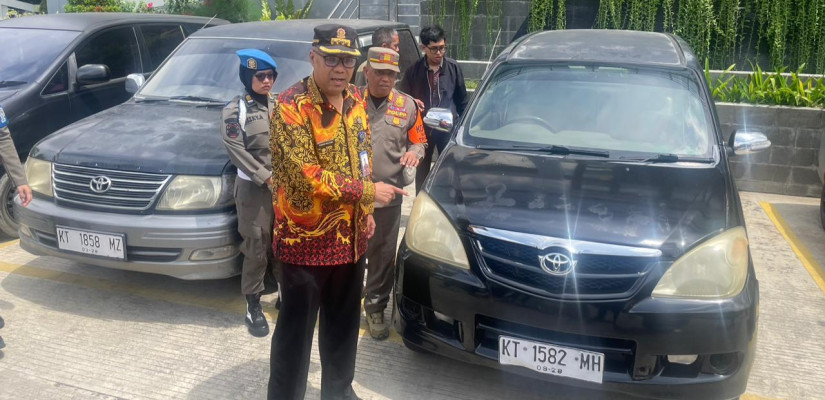 Satpol PP Kaltim Tarik Paksa Mobil Dinas dari Pensiunan, Ada yang Ganti Pelat Pribadi