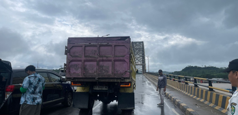 UGM Lakukan Pemeriksaan Struktur Jembatan Mahulu untuk Keamanan Pengguna Jalan