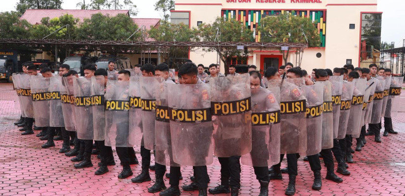 Asah Kemampuan Personel, Polres Kutim Gelar Simulasi Pengendalian Massa