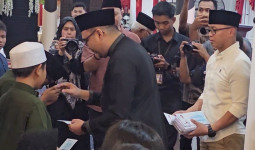 Pemkab Bagikan 60 Santunan untuk Anak Yatim Piatu Tenggarong