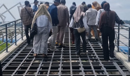 Teras Samarinda Tahap 2 Belum Rampung, Lantai Pedestrian di Atas Sungai Belum Terpasang