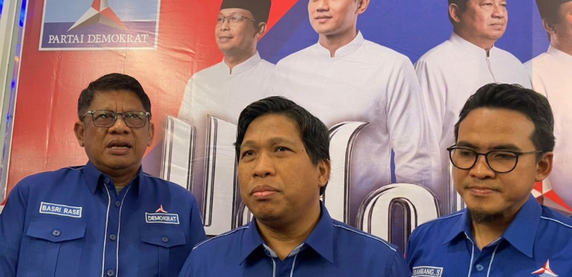 Kiri ke kanan: Basri Rase, Irwan, Bambang Soepriyadi. Foto: Selasar/Boy