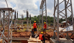 Perkuat Interkoneksi Kaltim-Kalsel, PLN UIP KLT Percepat Pemasangan Ratusan Komponen Vital GI Grogot