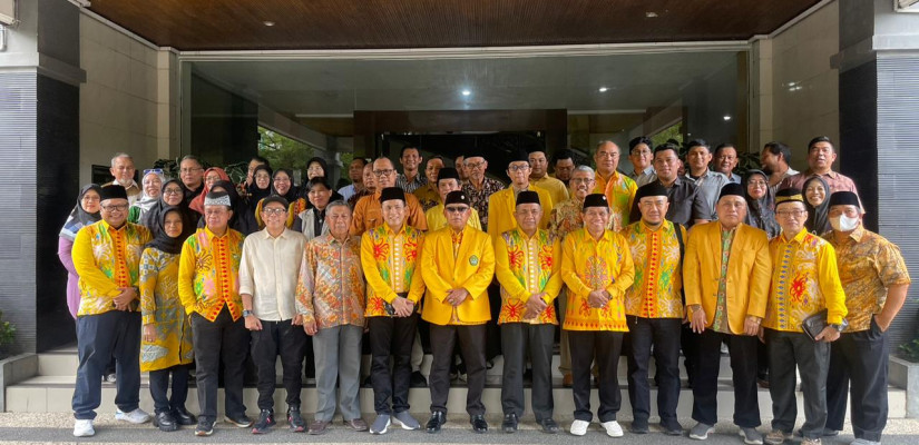 Abdunnur Serahkan Berkas Pendaftaran Calon Rektor Unmul 2026-2030