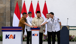 Prabowo Minta KAI Siapkan Jalur Kereta Trans Kalimantan 