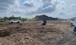 Irma Suryani Tantang Pihak yang Diduga Mafia Tanah Tempuh Jalur Hukum